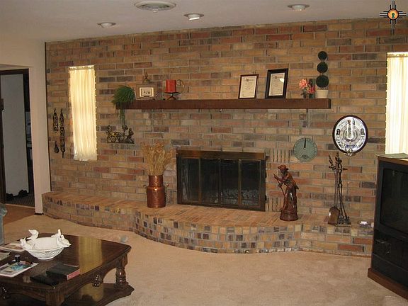 3rd image of 2121 Fairfield Ave