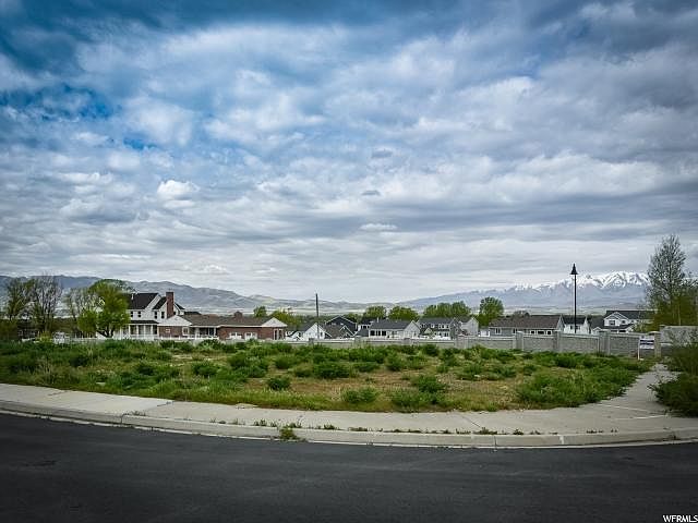 1st image of 889 W 1080th Cir N