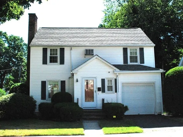 6 Keefe Ave, Holyoke, MA 01040