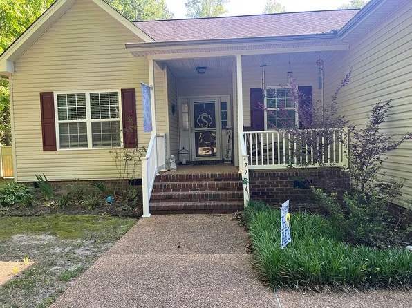 7724 James Monroe Way, Gloucester, VA 23061