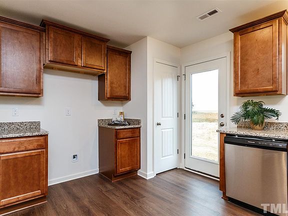 3rd image of 528 Hobkirks Pl
