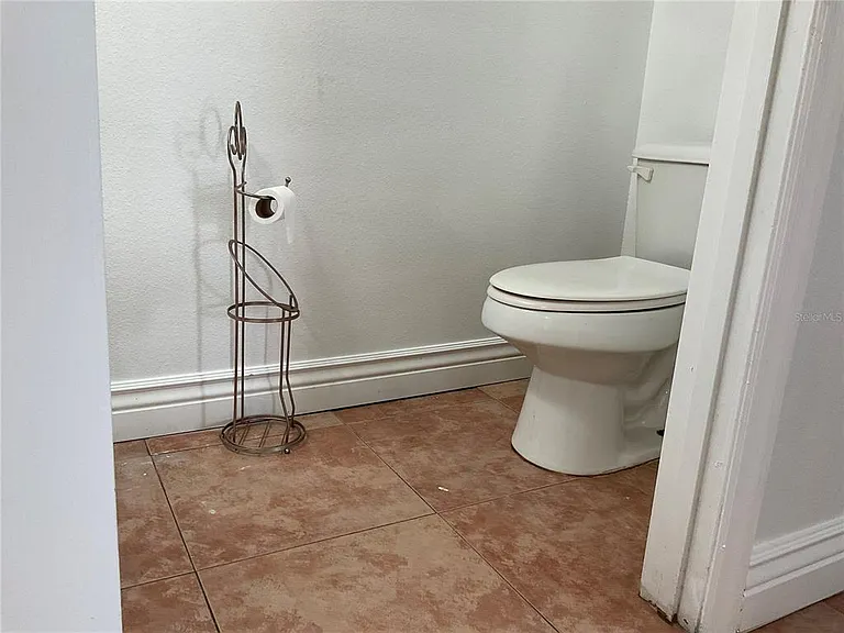 10318 Laxton St — Photo 27
