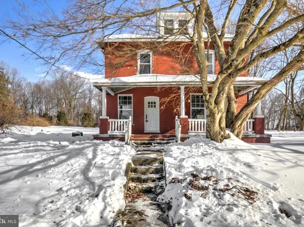 265 Buck Run Rd, E Fallowfield, PA 19320