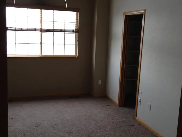 2102 Sweetwater Creek Dr — Photo 14