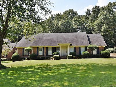 2305 Parkway Dr, Tupelo, MS, 38804