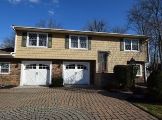 67 Walnut Ave, Bridgewater, NJ 08807