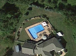 16 Rue De Vin Dr, Marlborough, NY 12542