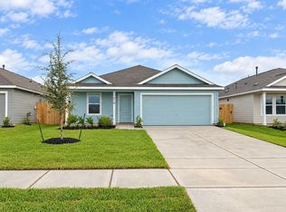 1310 Wharton Lakes Blvd, Wharton, TX 77488