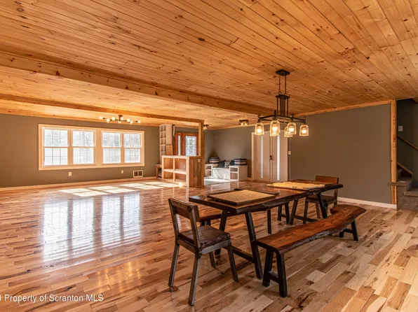 1186 Us Highway 6, Factoryville, PA 18419