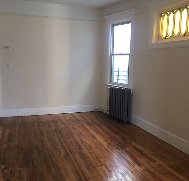 1st image of 209 Corson Ave #2