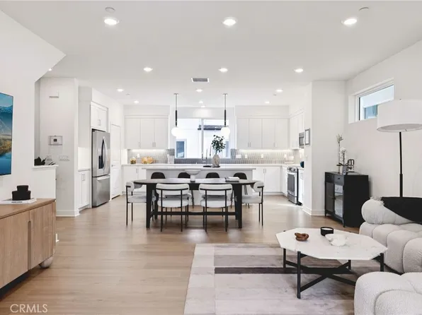 1685 Constellation Dr, San Pedro, CA 90731
