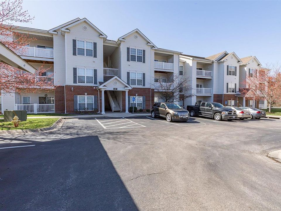 1st image of 37 Kassebaum Ln APT 307