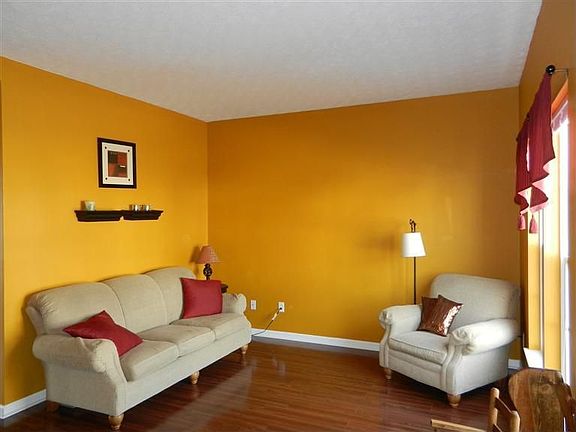 3rd image of 3607 Empire Dr