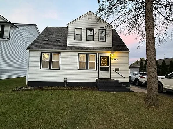 9268 Marlowe Ave, Plymouth, MI 48170