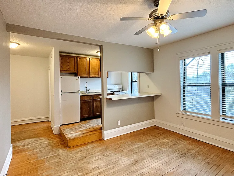 Stevens Square Apartments — Photo 69