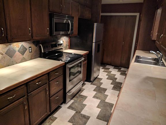 2nd image of 2324 S Clover Dr