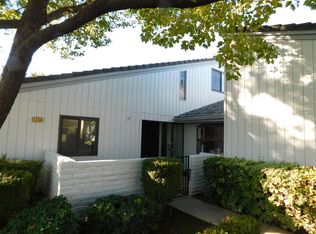 1758 Tollhouse Ln, Clovis, CA 93611