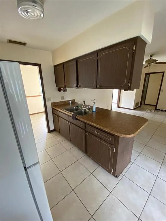 3 bed, 2.0 bath, 1303 sqft, $2,200 — Photo 4