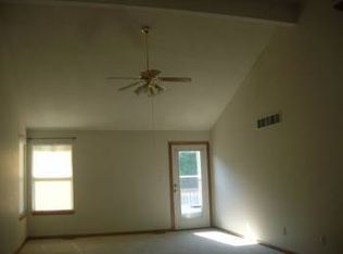 528 Andypaul Ct, Raymore, MO 64083