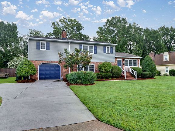 2nd image of 53 Wendfield Cir