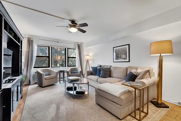 Sold by Compass | media 1