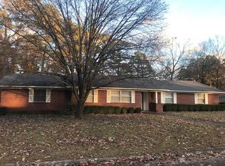 1407 S Texas St, Hope, AR 71801