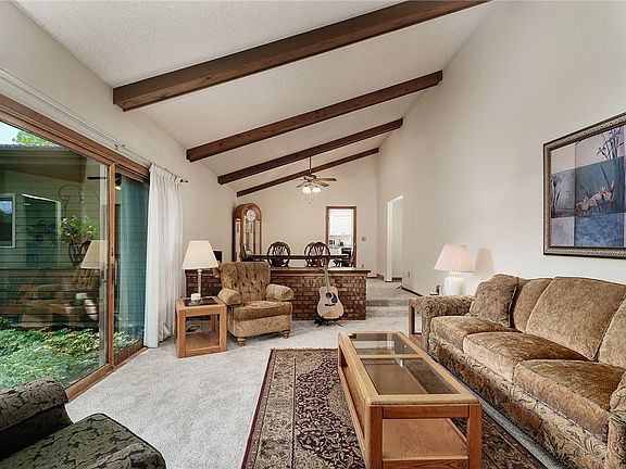 3rd image of 3035 Arnold Palmer Dr