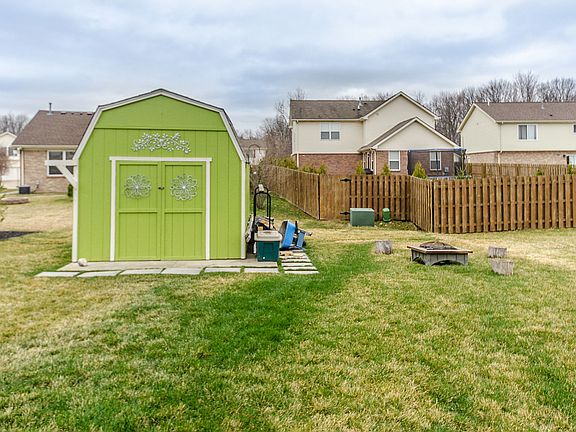 4th image of 20975 Briarwood St
