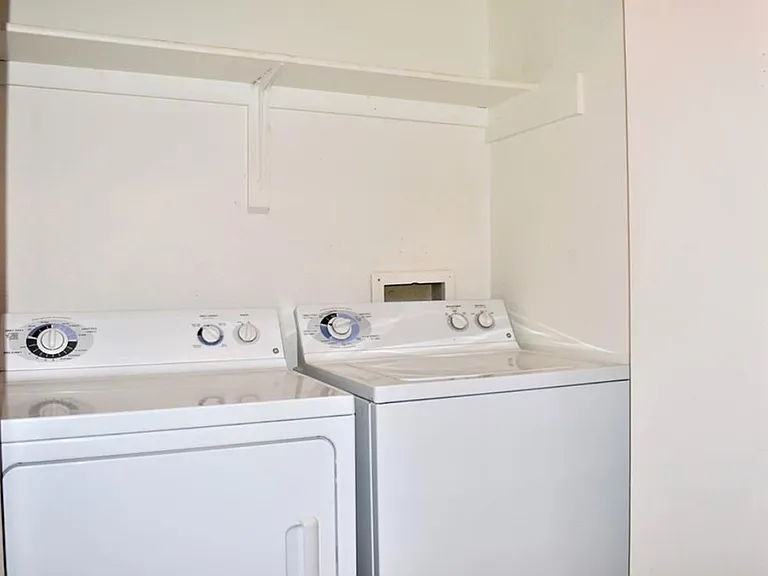 2332 Chestnut Way — Photo 14