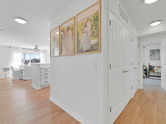 4th image of 7789 Sara Ln #B