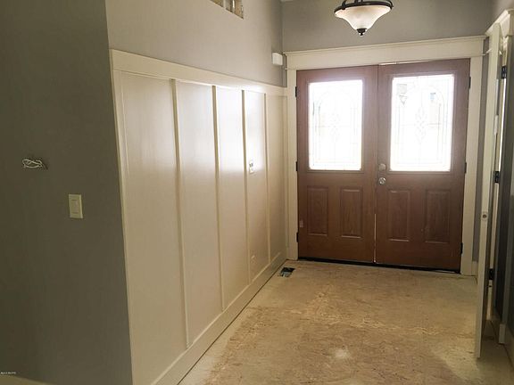 4th image of 3169 Twin Lakes Dr
