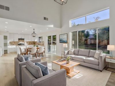 5481 Muskingham Way, Sacramento, CA, 95823
