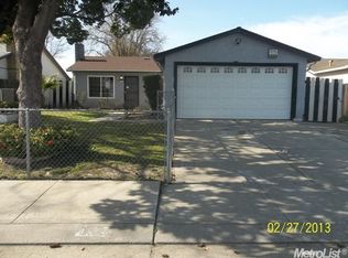 9035 Lansdowne Dr, Stockton, CA 95210