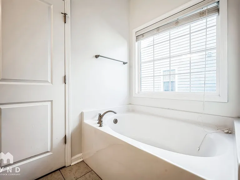 3910 Greico Rd — Photo 10