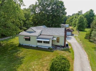 348 S Neshannock Rd, Hermitage, PA 16148