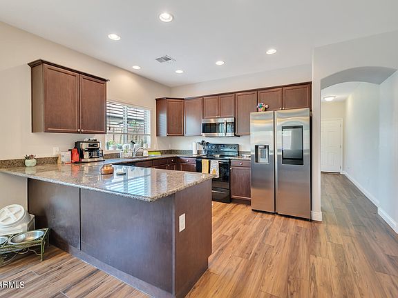 5th image of 1351 E Eucalyptus Ln