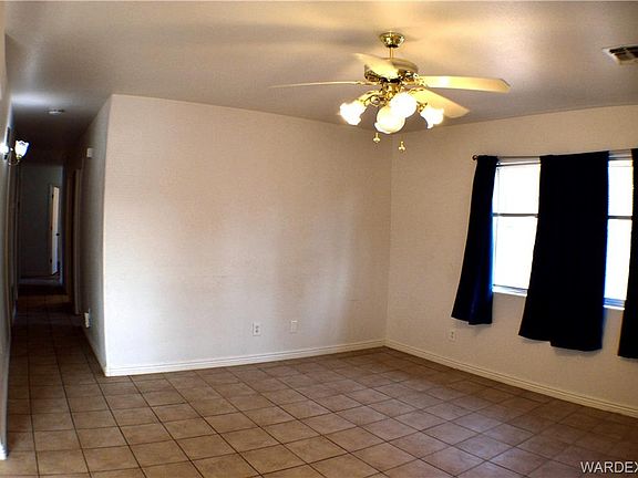 4th image of 3570 N Bond St