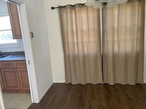 5th image of 4275 Tujunga Ave