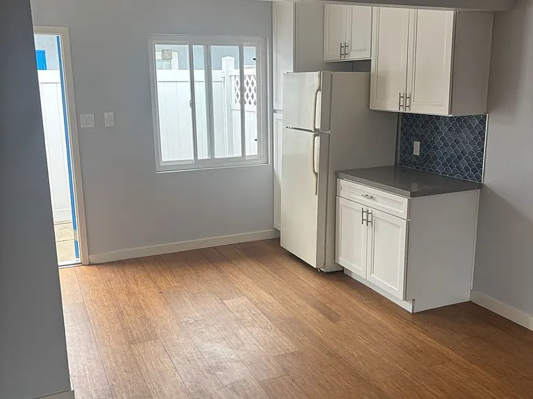 306-308 Elm Ave #861-865 — Photo 28