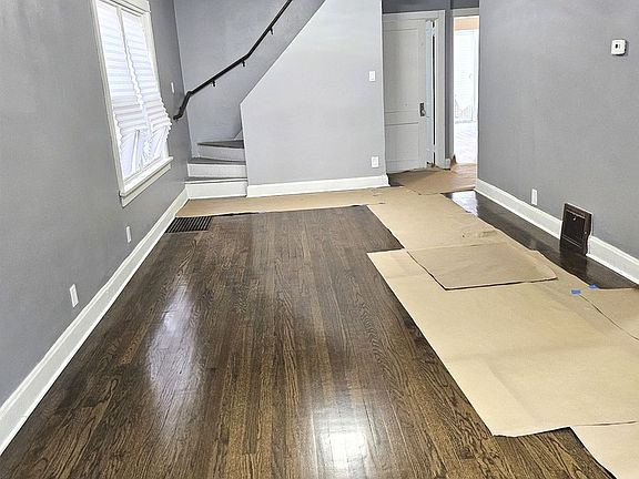 3rd image of 2236 N Mulligan Ave
