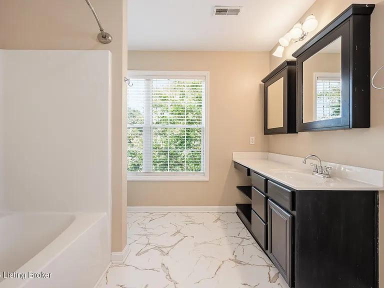 10904 Keene Rd — Photo 8