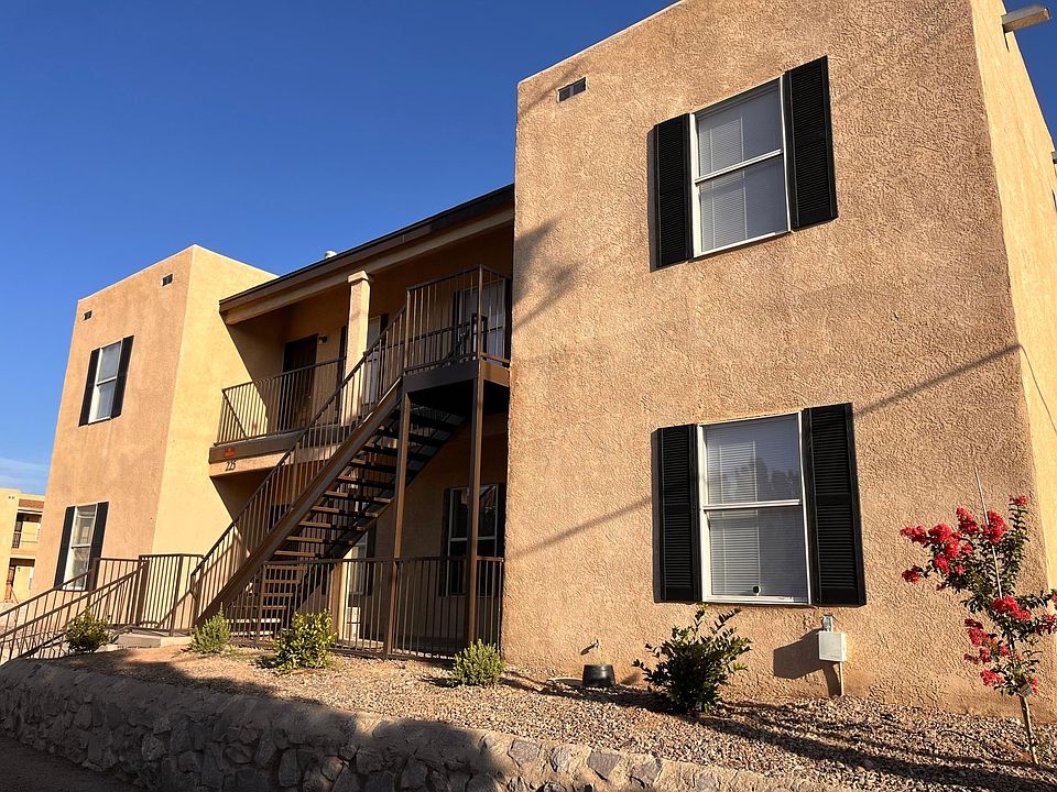 1st image of 225 Desert Rose Ct #A