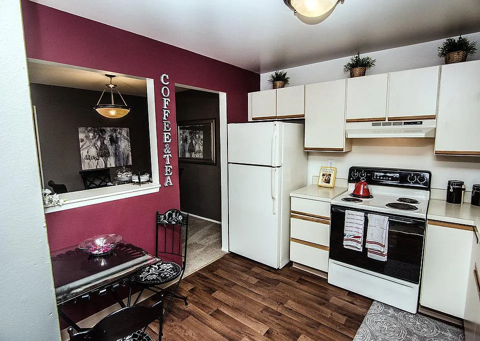 Park Lane Apartments
