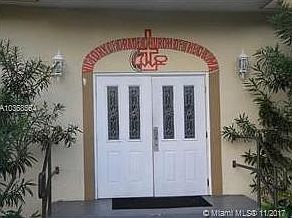 4th image of 2821 NW 15th St
