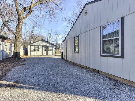 3rd image of 10303 Saint Patrick Dr