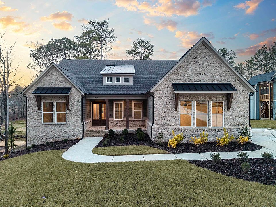 1st image of 1051 Pinehurst Dr