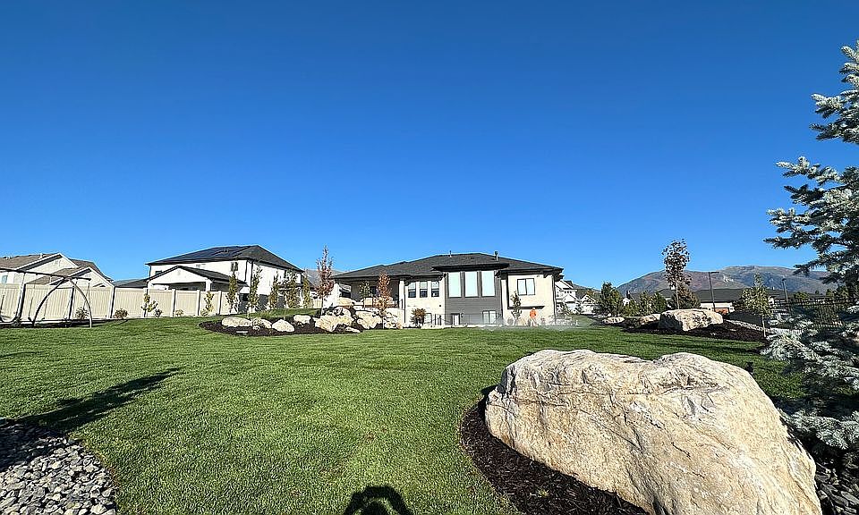 2nd image of 1088 S Zenyatta Way