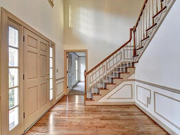 3rd image of 4437 Stilson Cir