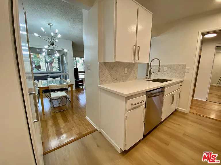 6250 Buckingham Pkwy #203 — Photo 11