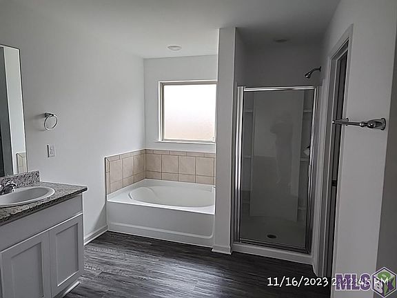 4th image of 651 Lambot Ave